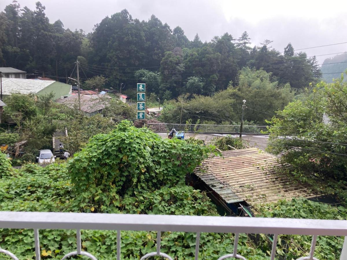 老老街 誠君民宿 Fenchihu Exterior photo